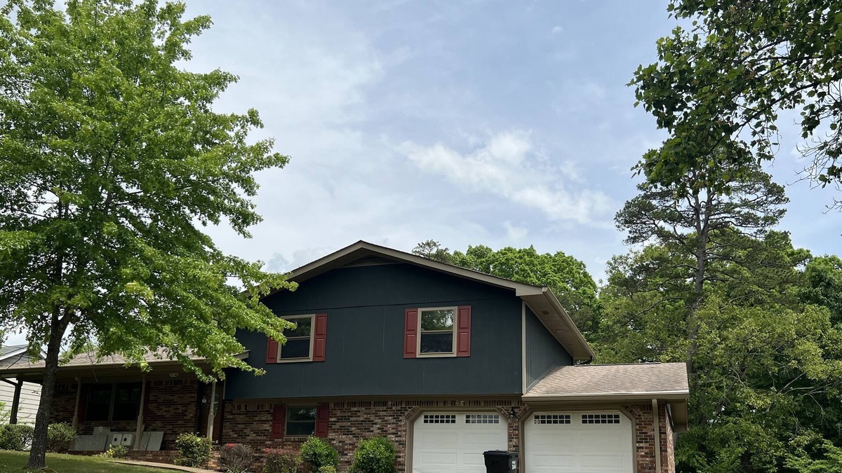 Middle Valley House | Newly Renovated Spacious House--15miles to downtown