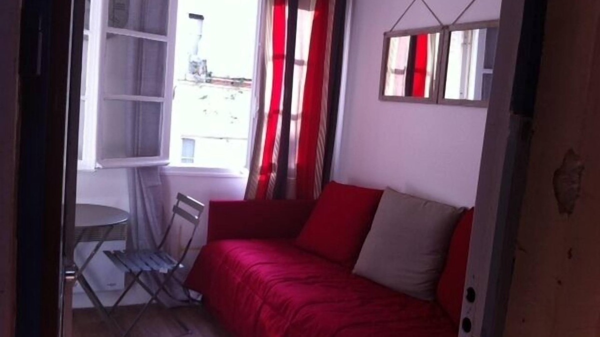 Odeon Apartment | Newly renovated studio Odeon in the Latin Quarter.
