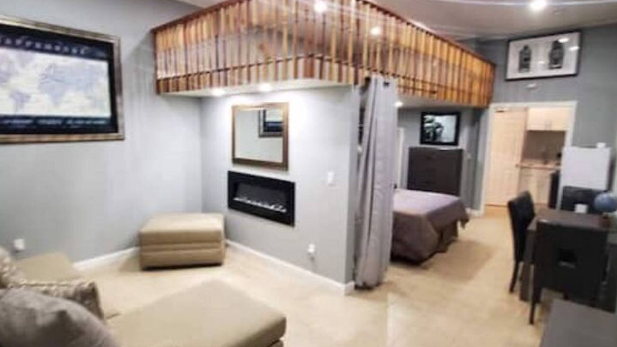 Upper Telegraph Apartment | Newly Renovated Studio Space Unexpected Surprise