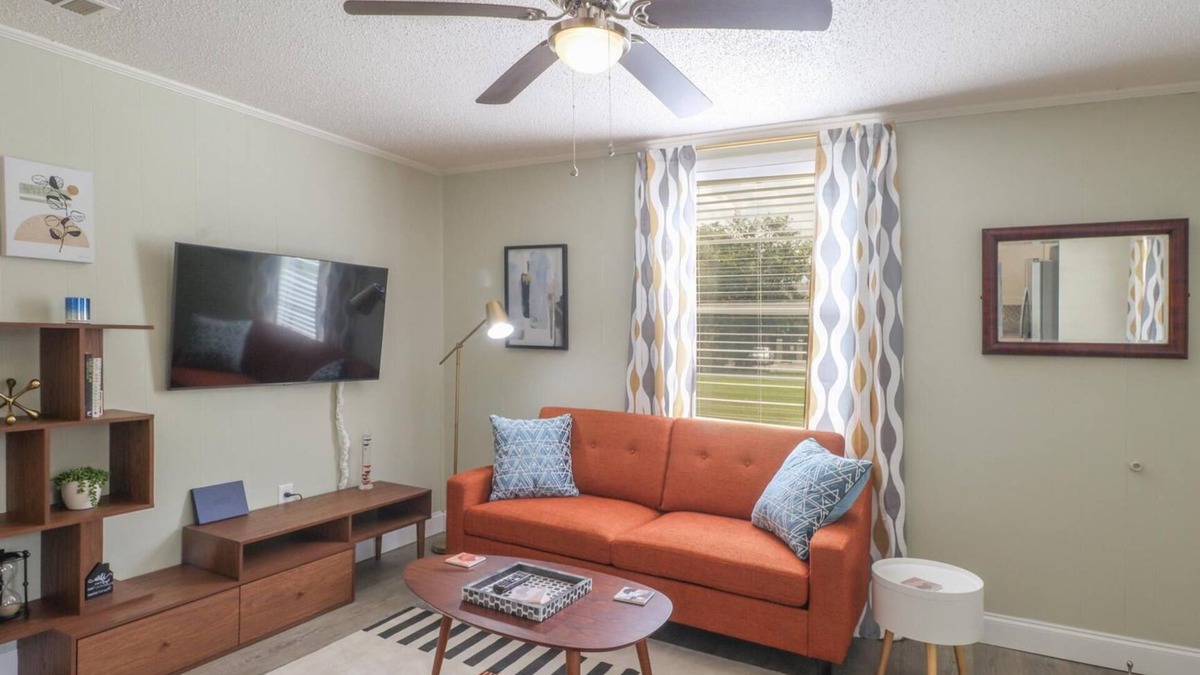 Gulfport Apartment | Newly renovated! Unit F at Triple Tail Alley