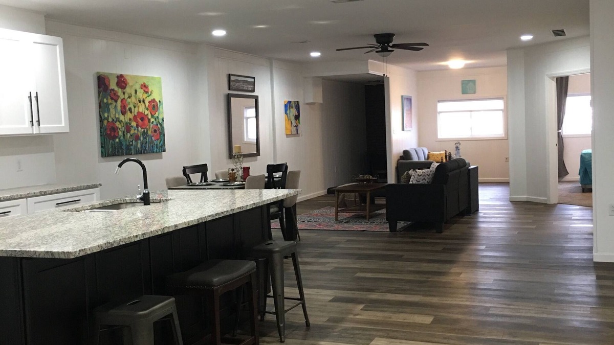 Maysville Condo | Newly renovated unit in downtown Maysville’s Entertainment District.
