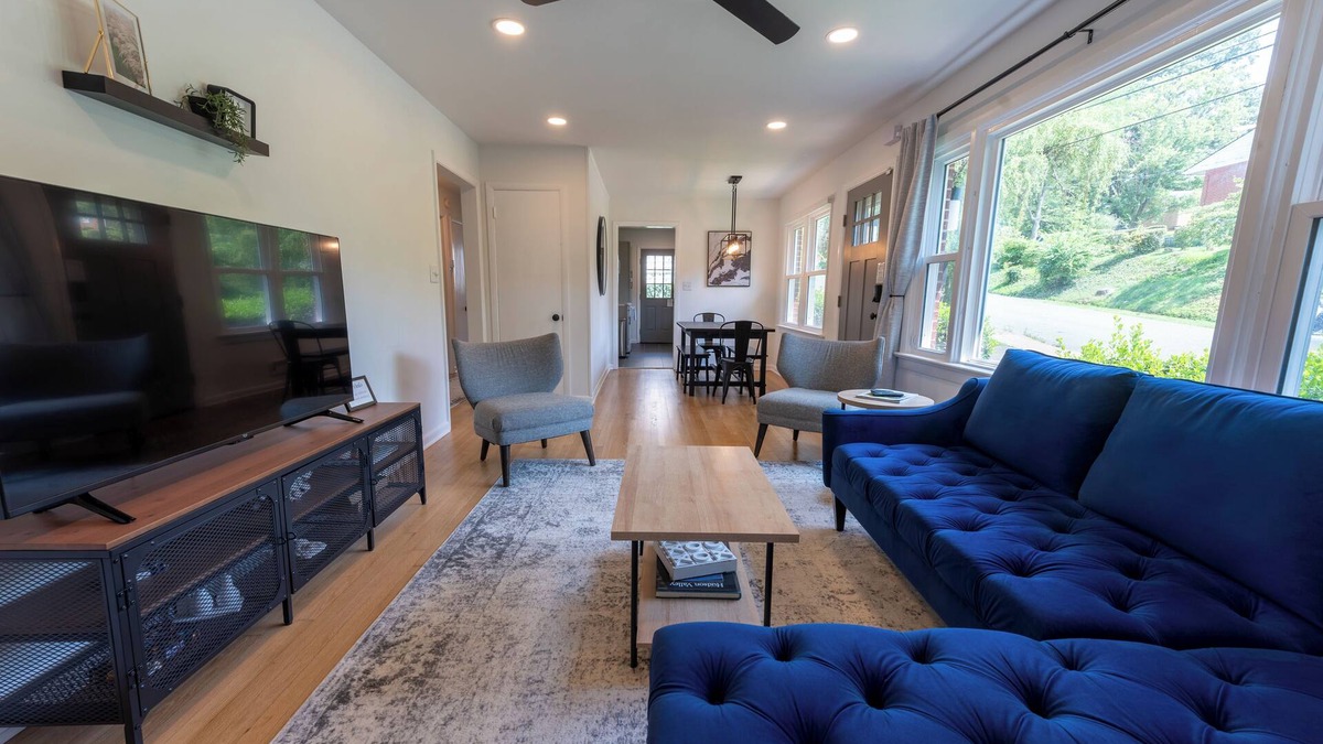 Fry's Spring House | Newly-renovated 5BR home near UVA, Downtown, i64. Weddings/bachelorette parties!