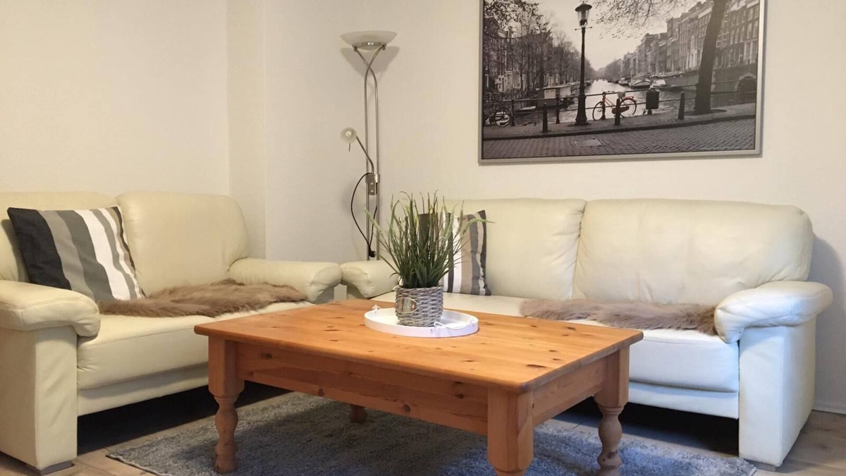 Holzminden Apartment | Newly renovated vacation apartment "Zwei" in Haus zur Eiche