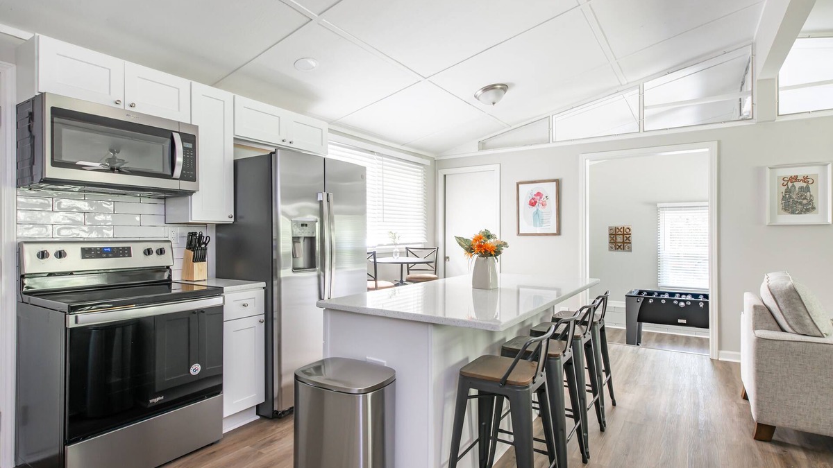 Woodstock House | Newly Renovated Woodstock Cottage - Great location- Pet Friendly