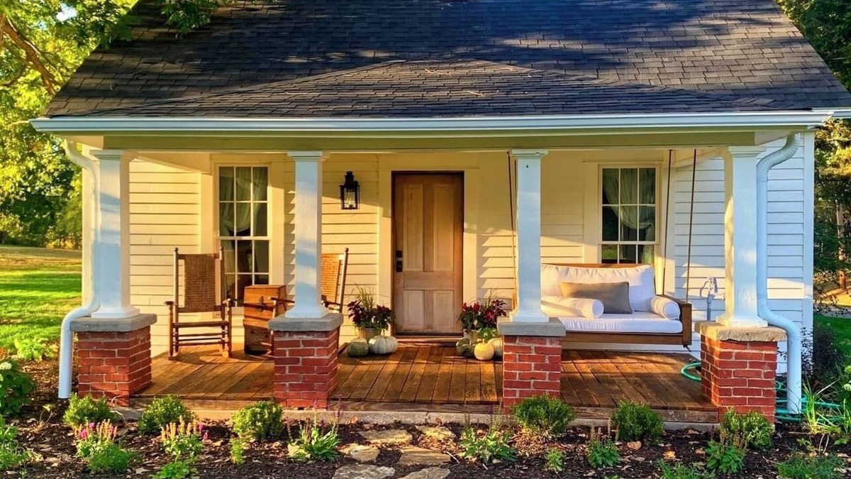 Boonesboro Cabin | Newly Restored 2-bedroom cabin in Historic Arrow Rock