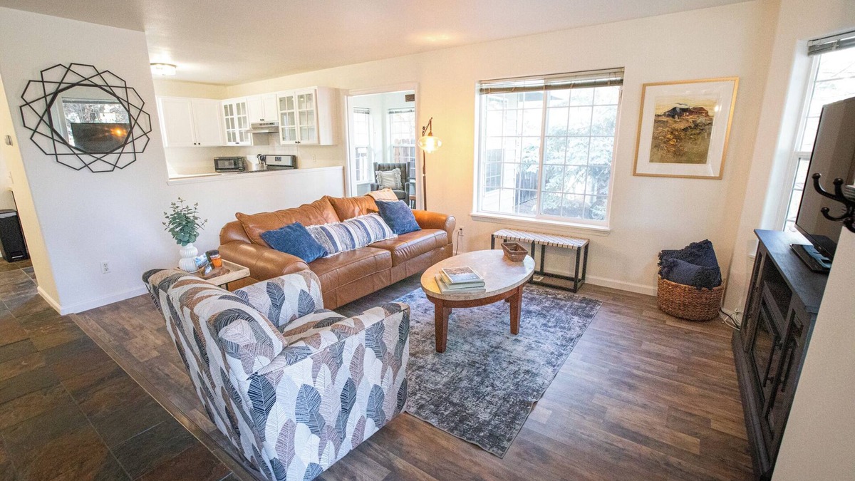 Mountain View House | Newly updated! 4Bdrm, Office, 3 Full Baths, Big yard, Close to everything!