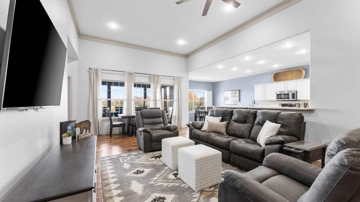 Branson West House | Newly Upgraded - The Overlook at Stonebridge!