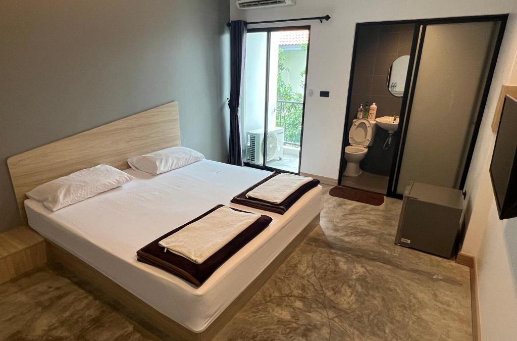 Rangsit Hotel | Newman hotel