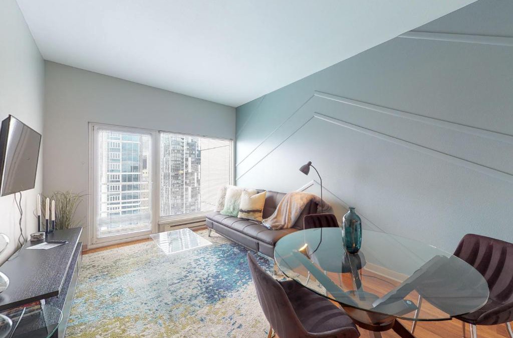Downtown Seattle Apartment | Newmark Tower