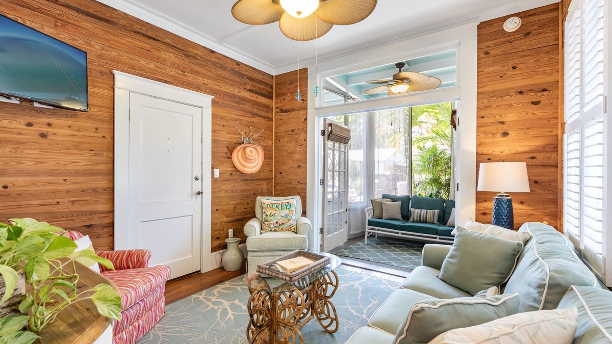 The Meadows Condo | NEWTON'S NEST ~ Adult Only, 1 Bedroom, 1 Bath Condo w/Shared Pool!