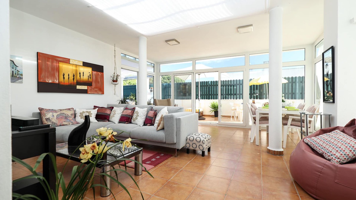 Charneca da Cotovia Apartment | Next T1 center of Sesimbra and surrounding beaches, sea view and Sierra