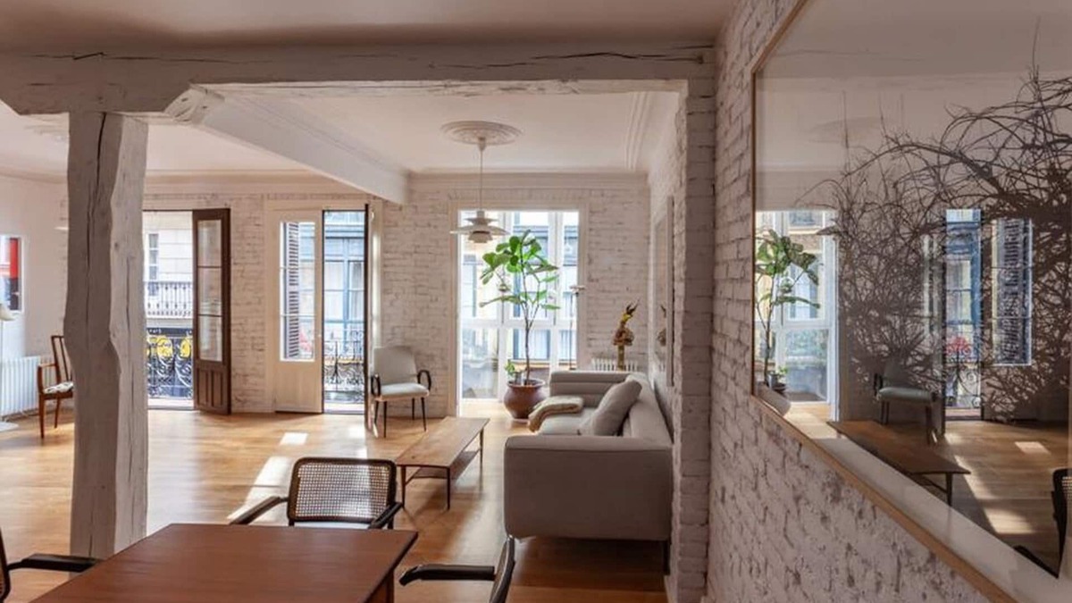 San Francisco Apartment | Next to the old town