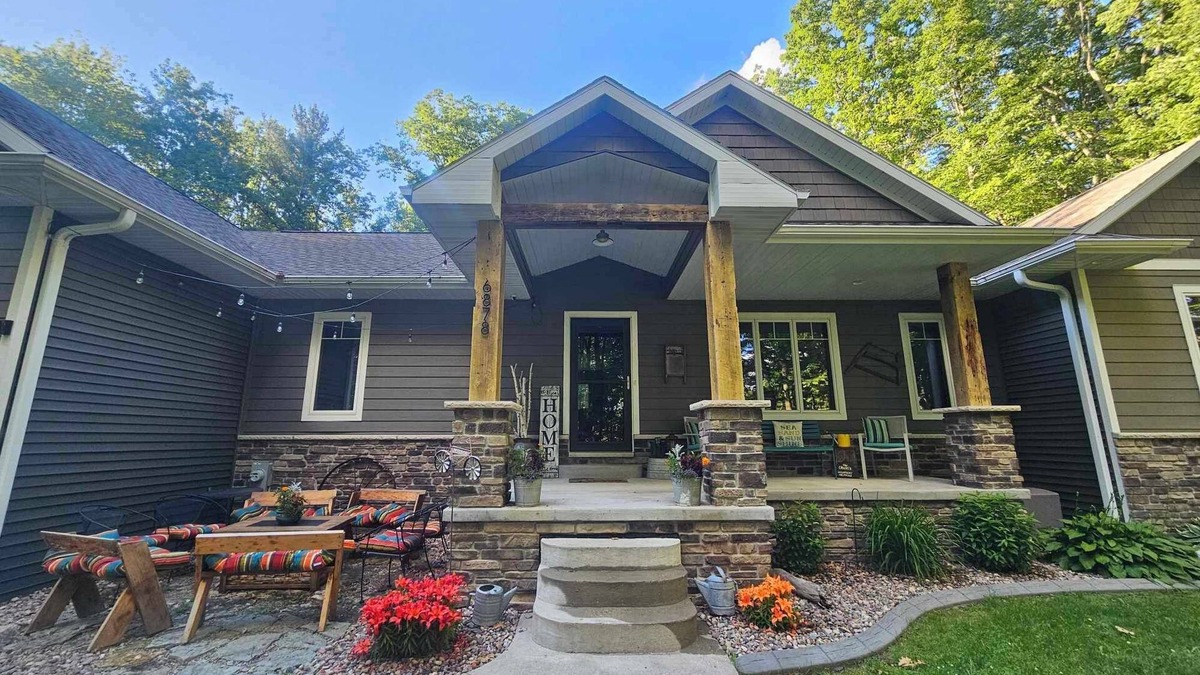 Abrams House | NFL Draft Country Hideaway 18 minutes from Lambeau field