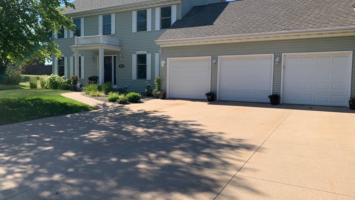 Oshkosh House | NFL Draft-Just 50 miles from Green Bay with easy access to US HWY 41