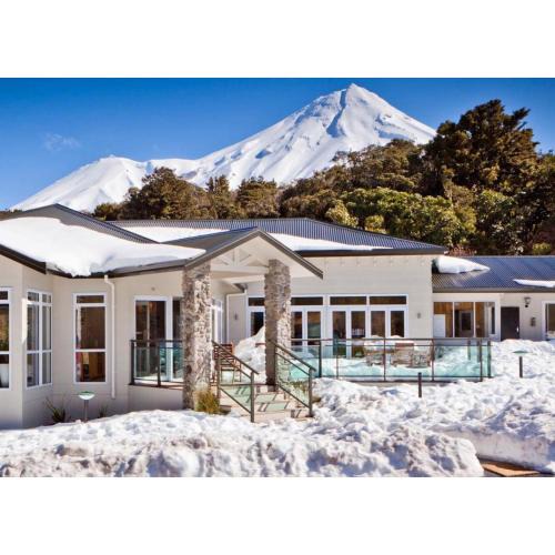 Taranaki Hotel | Ngati Ruanui Stratford Mountain House
