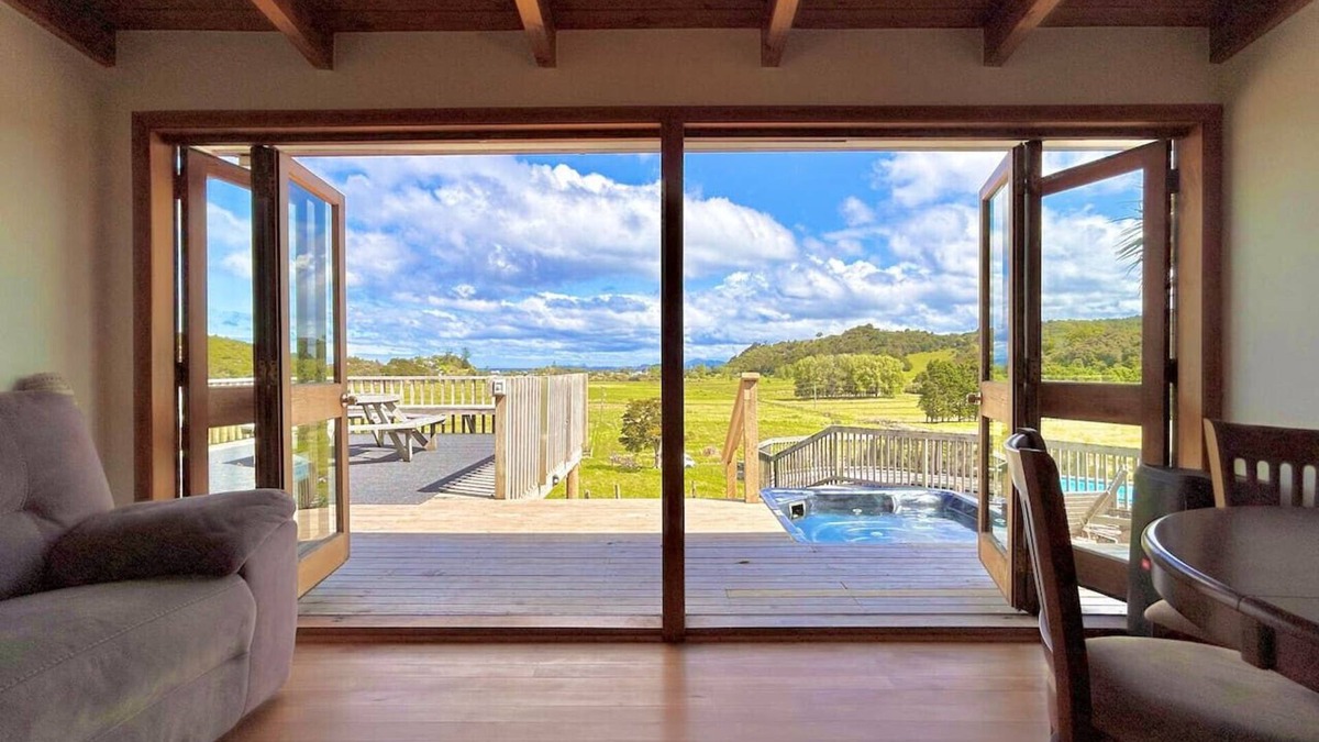 Ngunguru House | Ngunguru Lodge - Holiday HQ