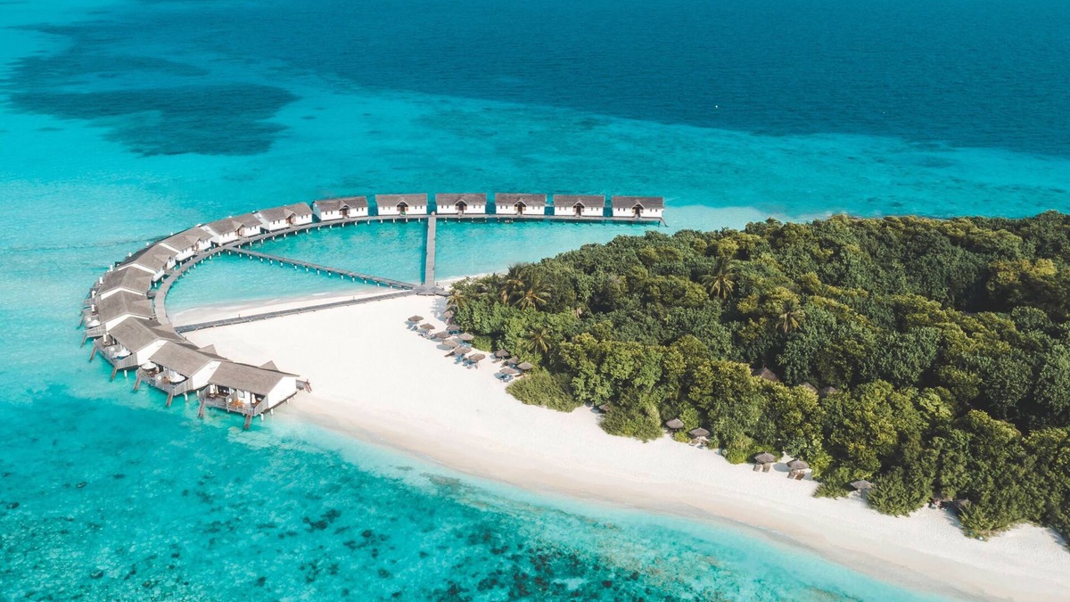 Fonimagoodhoo Hotel | NH Collection Maldives Reethi Resort
