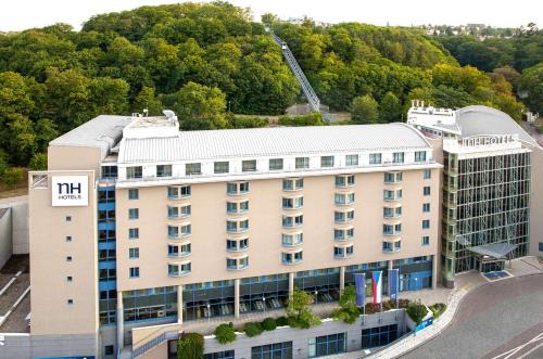 Smichov Hotel | NH Prague City