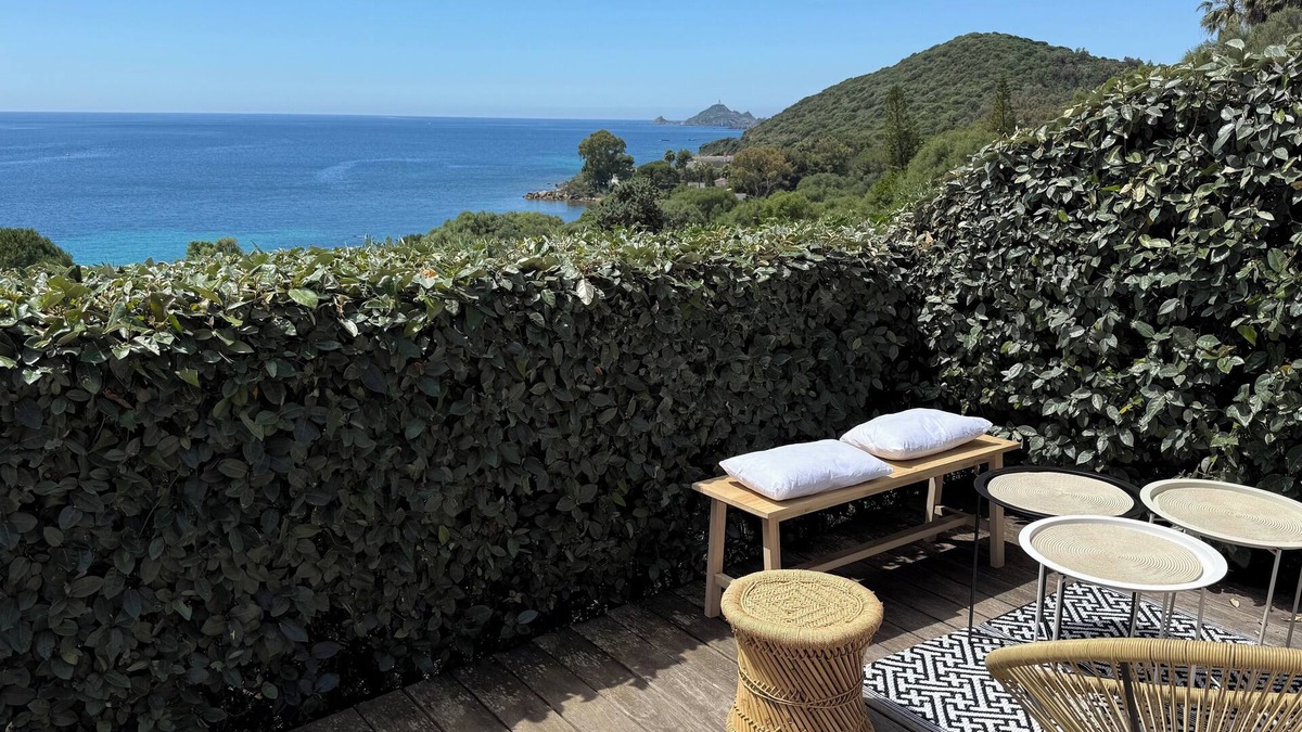 Ajaccio House | nHouse with sea view in a residence including a pool, 5 mn walk from the beach.