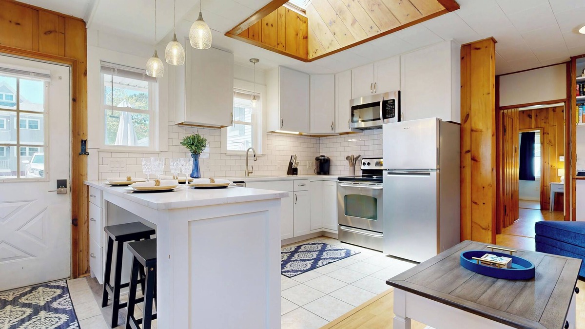 Pine Point House | Niblet Cottage by Bayley Vacation Rentals