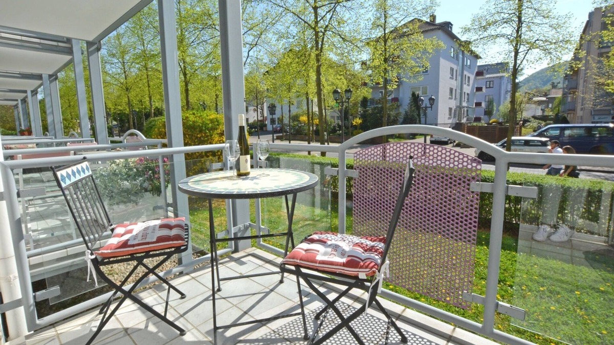Bad Kreuznach Apartment | Nice 1-room apartment in the spa area - balcony, WiFi, TV, close to the city center