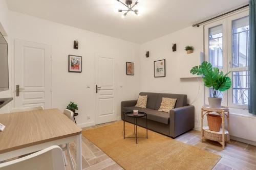 Aubervilliers Apartment | Nice 2BR apartment for 4 people