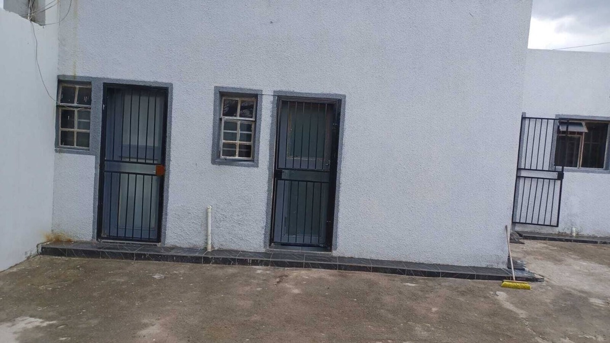 Greater Johannesburg Metropolitan Area Apartment | Nice 3-bedroom Aprt with WiFi at 59 lindhorst st Kenilworth Joburg South 2190