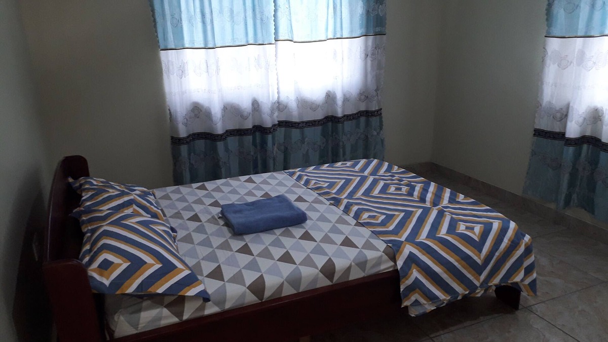 Akyinim Apartment | Nice and cozy 4 BR apartment