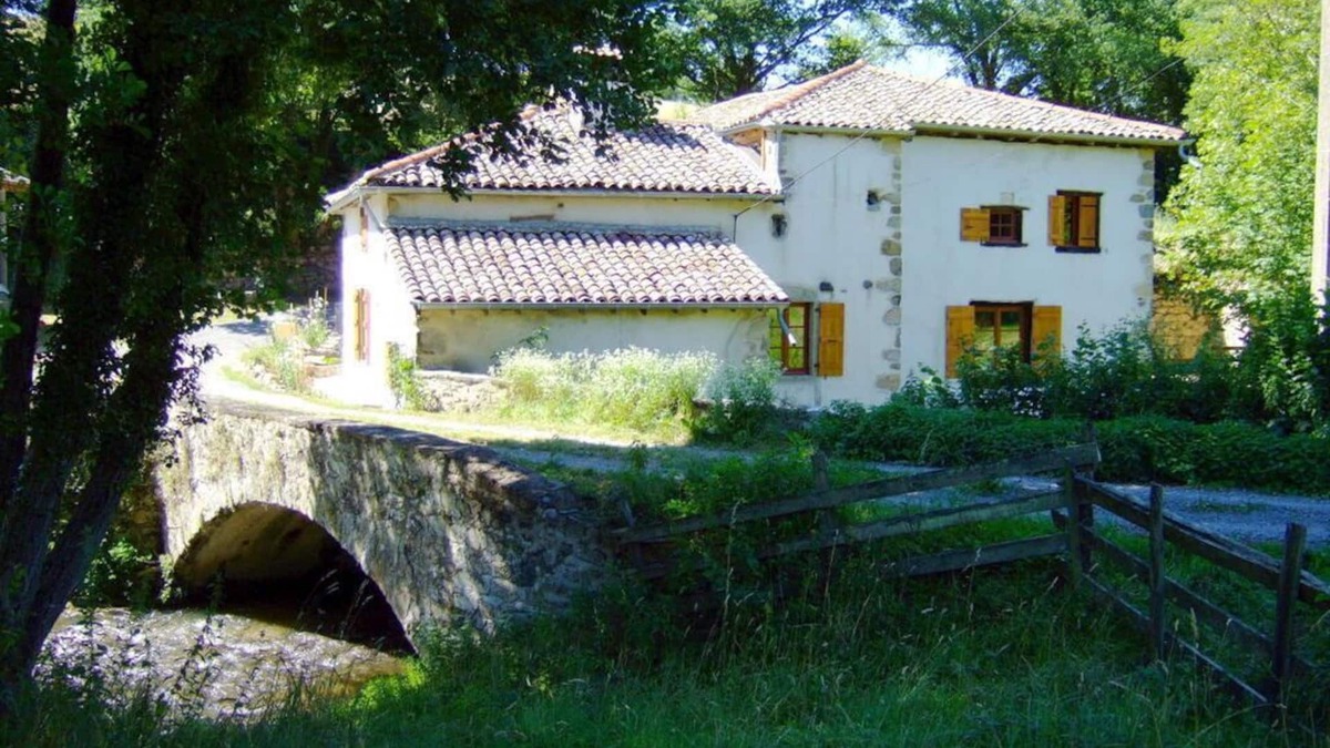 Saint-Pierre-le-Vieux Apartment | Nice apartment in Olsberg