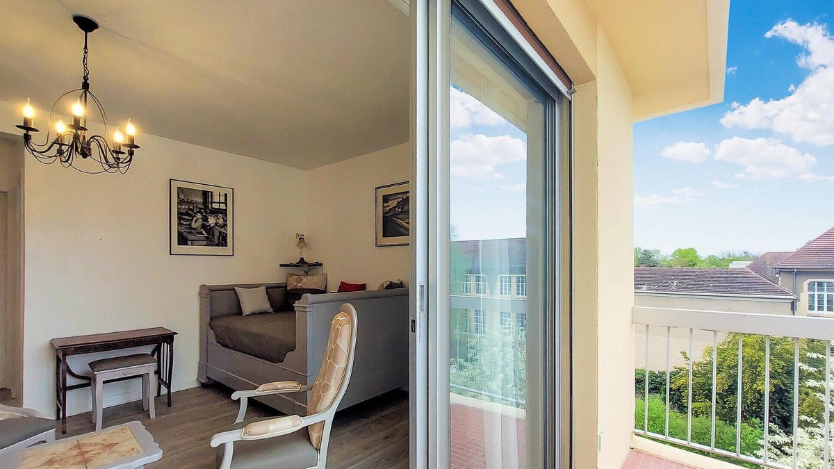 Cosne-Cours-sur-Loire Apartment | Nice apartment in Cosne-Cours-sur-Loire