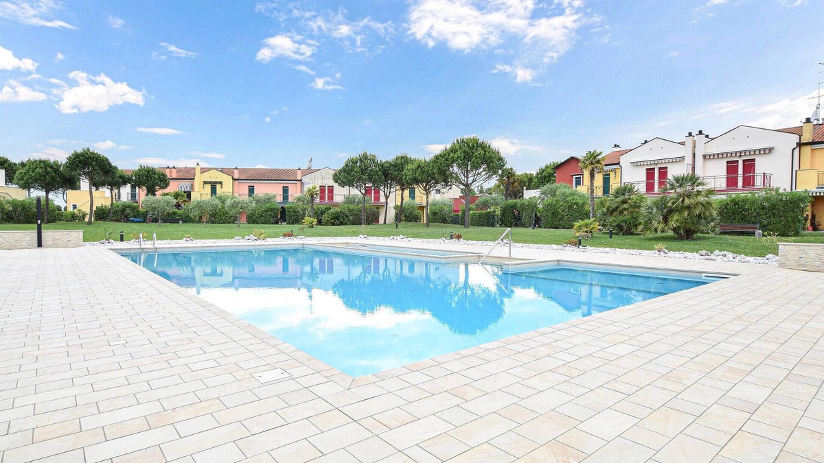 Aprilia Marittima Apartment | Nice apartment in Aprilia Marittima