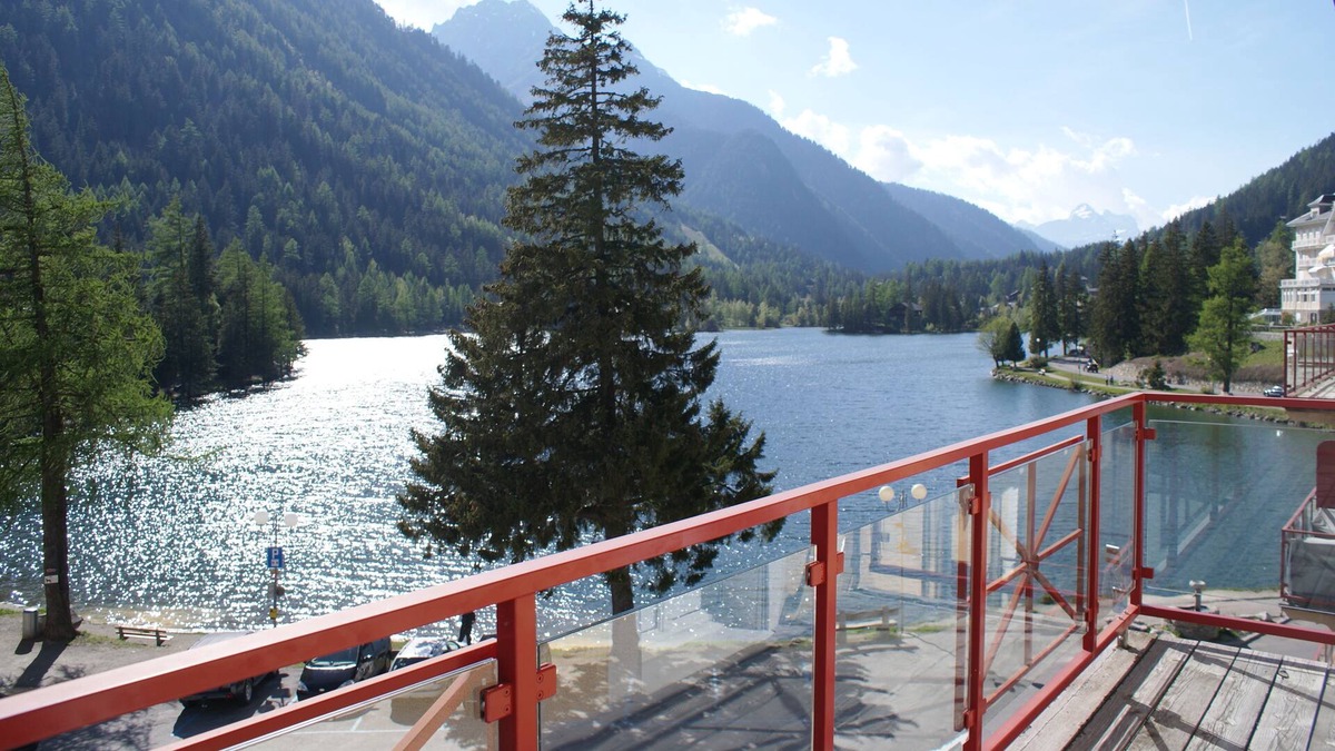 Champex-Lac Apartment | Nice apartment 6 people fully equipped, overlooking Lake Champex-Lac