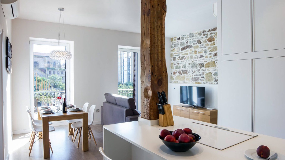 Gros Apartment | Nice apartment for 4 people in the centre near the beach. WI-FI and AC.