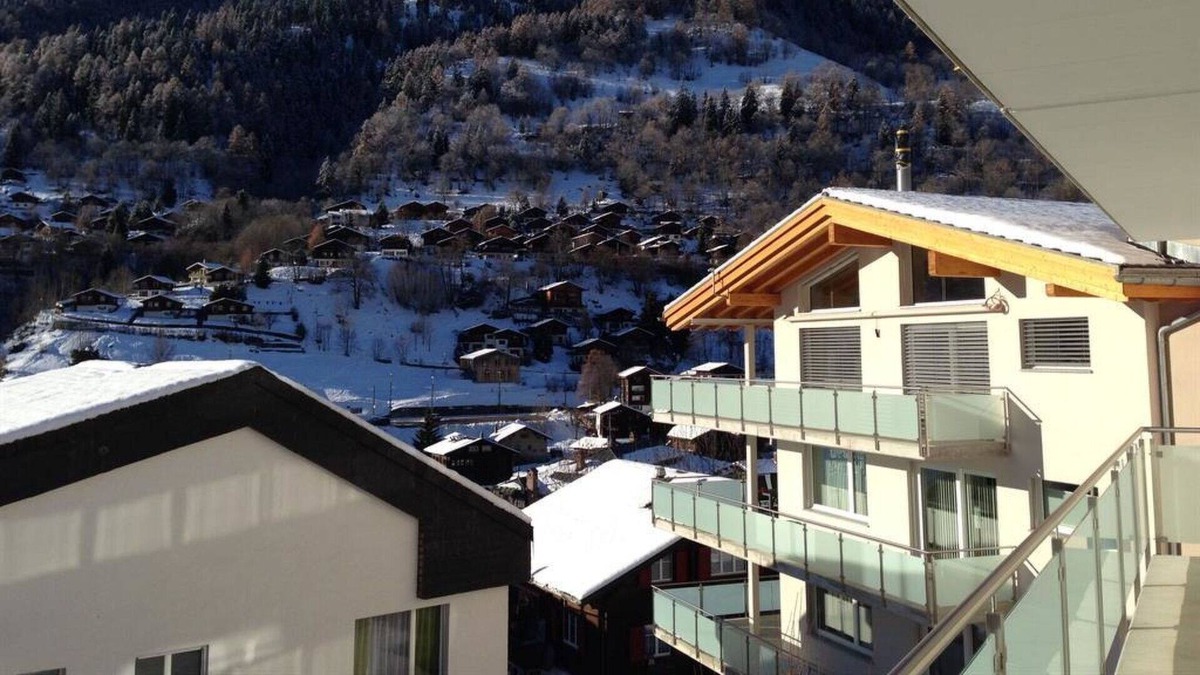 Ernen Apartment | Nice apartment for 10 people with WIFI, TV, balcony and parking