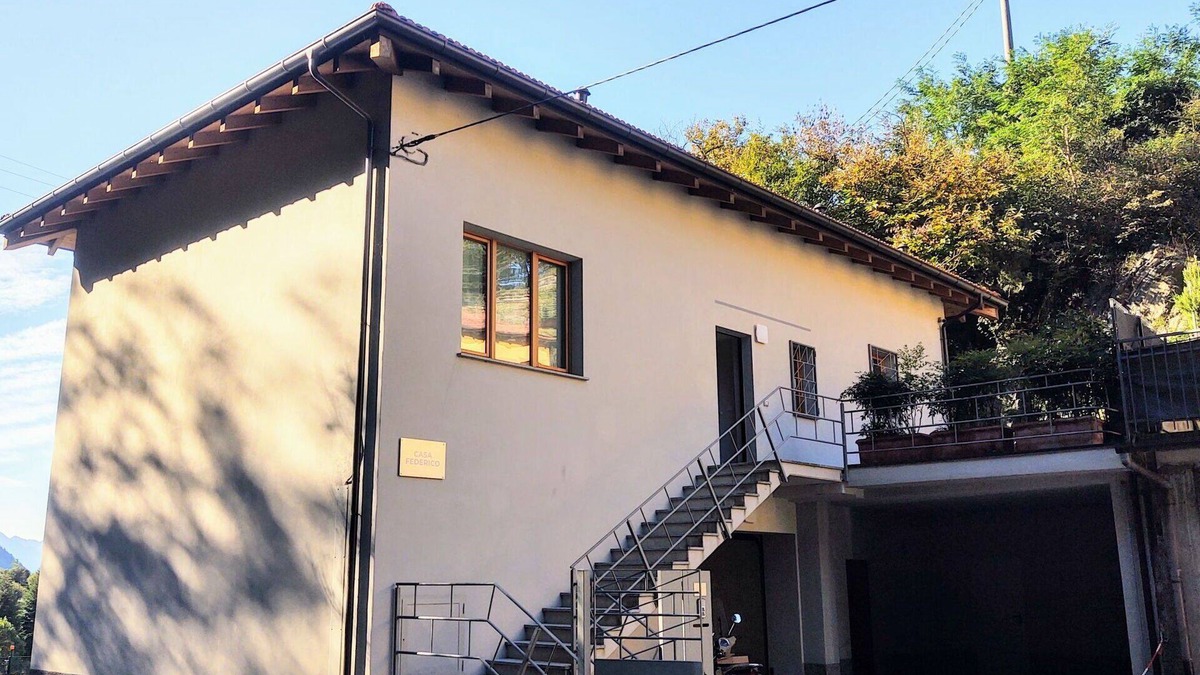 Olgiasca Apartment | Nice apartment for 2 guests with WIFI, TV, terrace and pets allowed