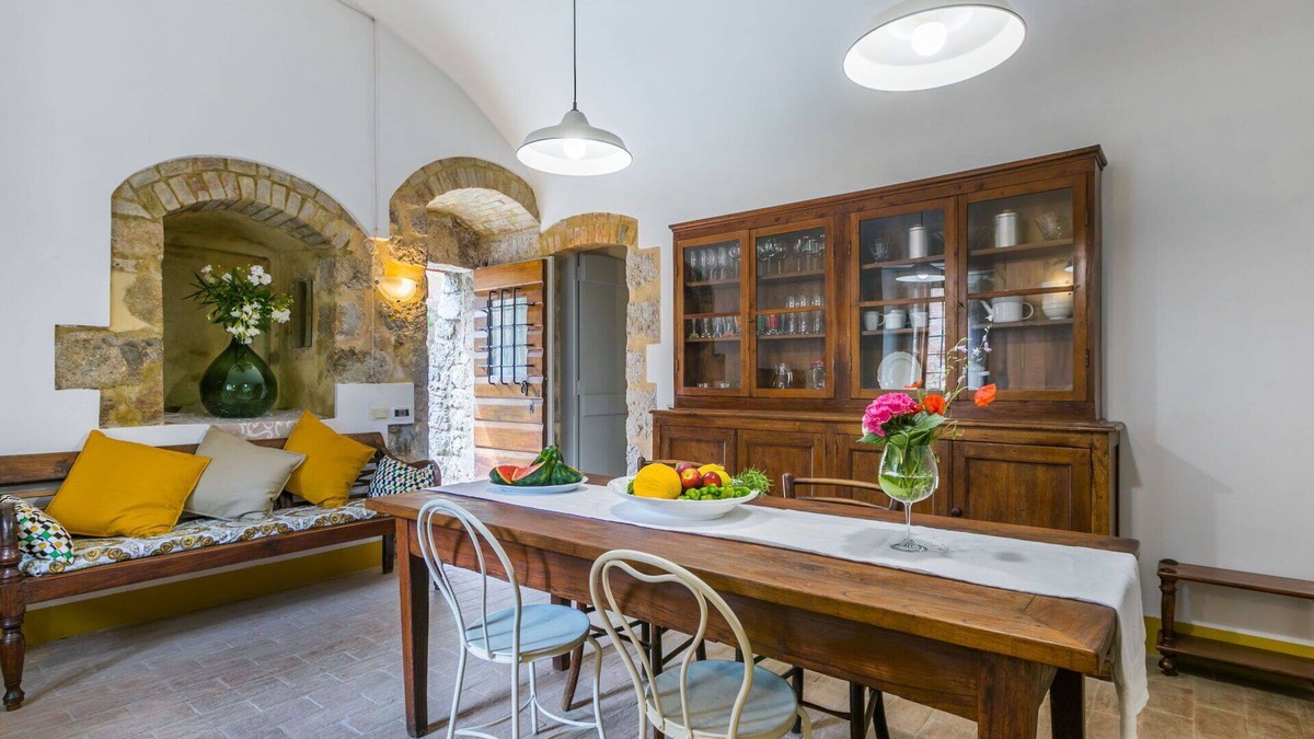 Stigliano Apartment | Nice apartment for 2 people with WIFI, TV, patio, pets allowed, panoramic view and parking