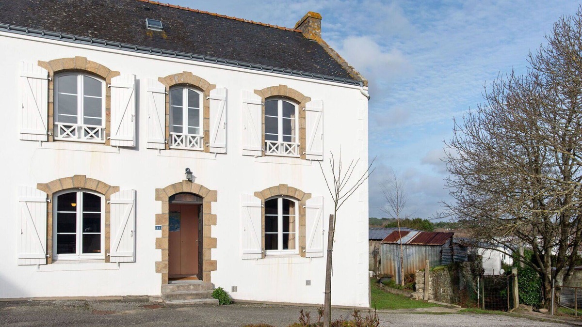 Carnac Apartment | Nice apartment for 2 people with WIFI, TV, patio, pets allowed and parking