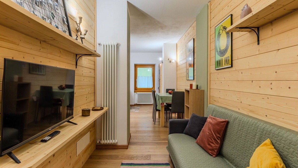 Pinzolo Apartment | Nice apartment for 3 guests with WIFI, TV and parking