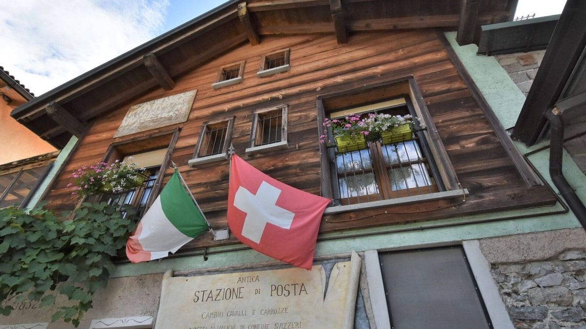 Prata Camportaccio Apartment | Nice apartment for 3 people with A/C, WIFI, TV, patio, pets allowed and parking