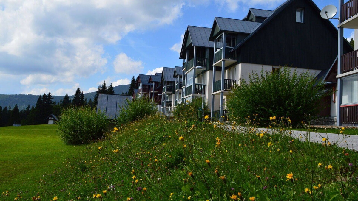 Vitkovice Apartment | Nice apartment for 4 people with WIFI, TV, balcony and parking