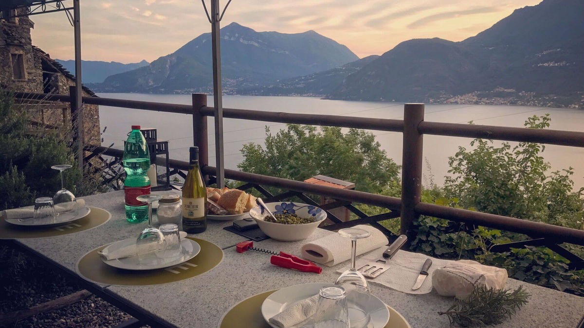 Naggio Apartment | Nice apartment for 4 people with WIFI, TV, terrace, pets allowed and parking