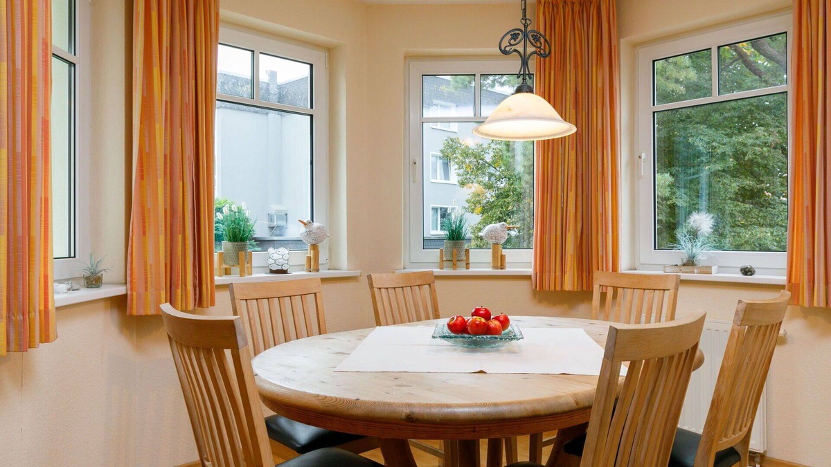 Ostvorpommern Apartment | Nice apartment for 4 people with WIFI, TV, balcony and parking