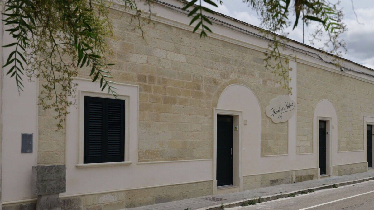 Vernole Apartment | Nice apartment for 4 people with WIFI, A/C, TV, pets allowed and parking