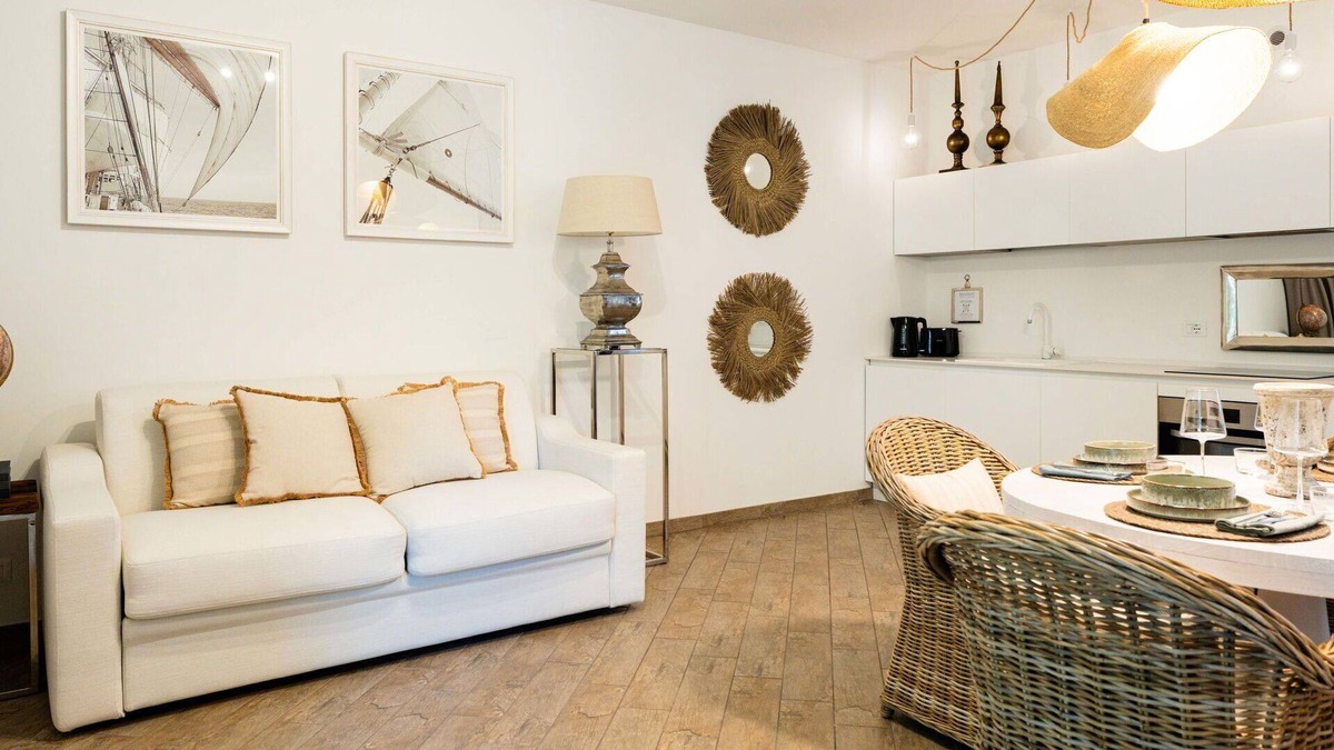 Marina di Andora Apartment | Nice apartment for 4 people with A/C, WIFI, TV and parking
