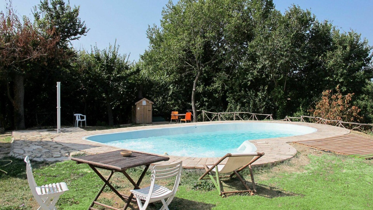Granarola Apartment | Nice apartment for 4 people with pool, A/C, WIFI, TV, patio, pets allowed and parking