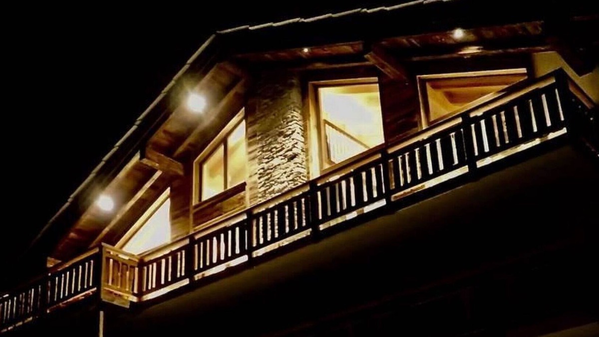 Saas-Fee Apartment | Nice apartment for 8 people with WIFI, TV and balcony