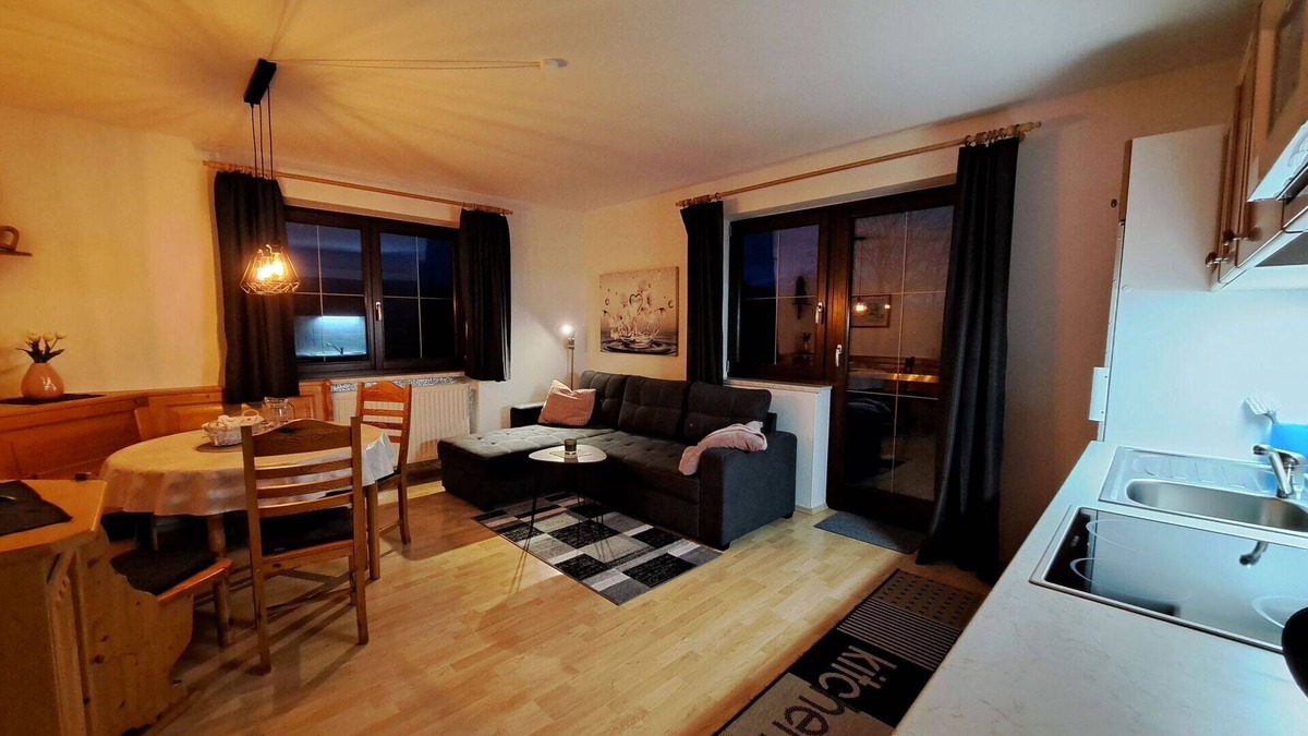 Fieberbrunn Apartment | Nice apartment for 3 guests with WIFI, TV, balcony and parking