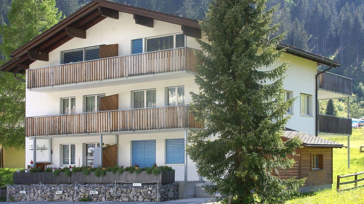 Churwalden Apartment | Nice apartment for 5 guests with WIFI, TV and balcony