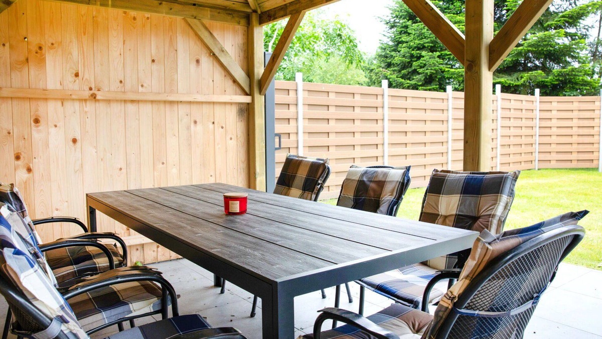 Oberndorf Apartment | Nice apartment for 4 guests with WIFI, TV, patio and parking
