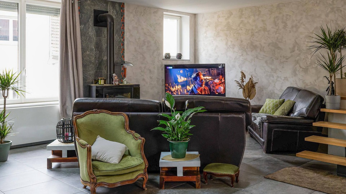 Champagnole Apartment | Nice apartment in Champagnole with WiFi